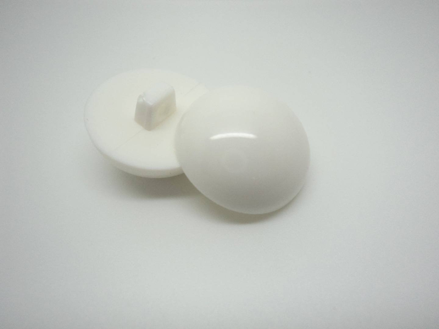 B3 Half Ball Italian Buttons 18mm