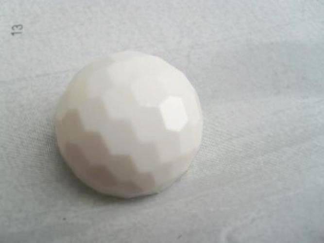 B226 Hal Ball Plastic Italian Buttons 25mm