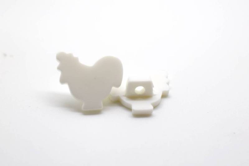 B1015 Chicken Shanked Italian Baby Novelty Buttons 18mm