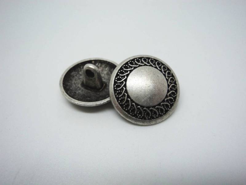 GZ1109 Domed Patterned Edge Antique Silver Metal Italian Buttons 18mm