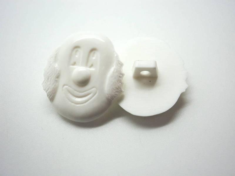 B1010 Clown Large Shanked Italian Novelty Buttons 25mm
