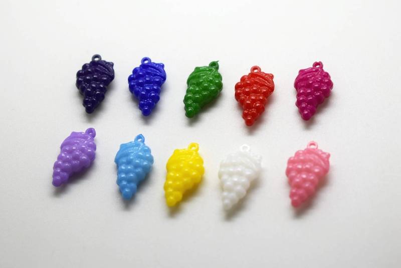 CB02 Grapes Holed Italian Bead Crafts 18mm