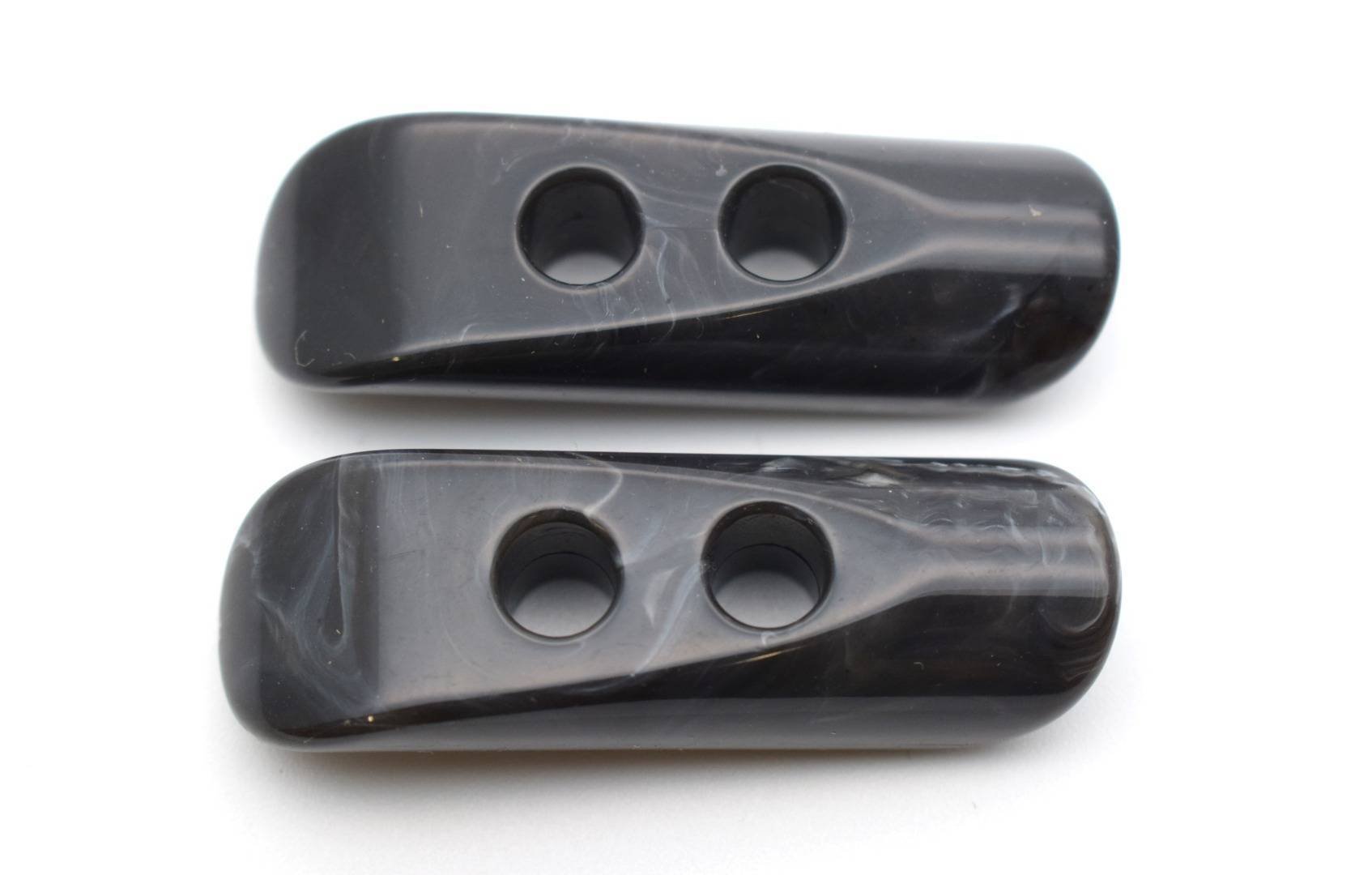 B1252 Special Design Solid Horn Acrylic Italian Toggle Buttons 50mm
