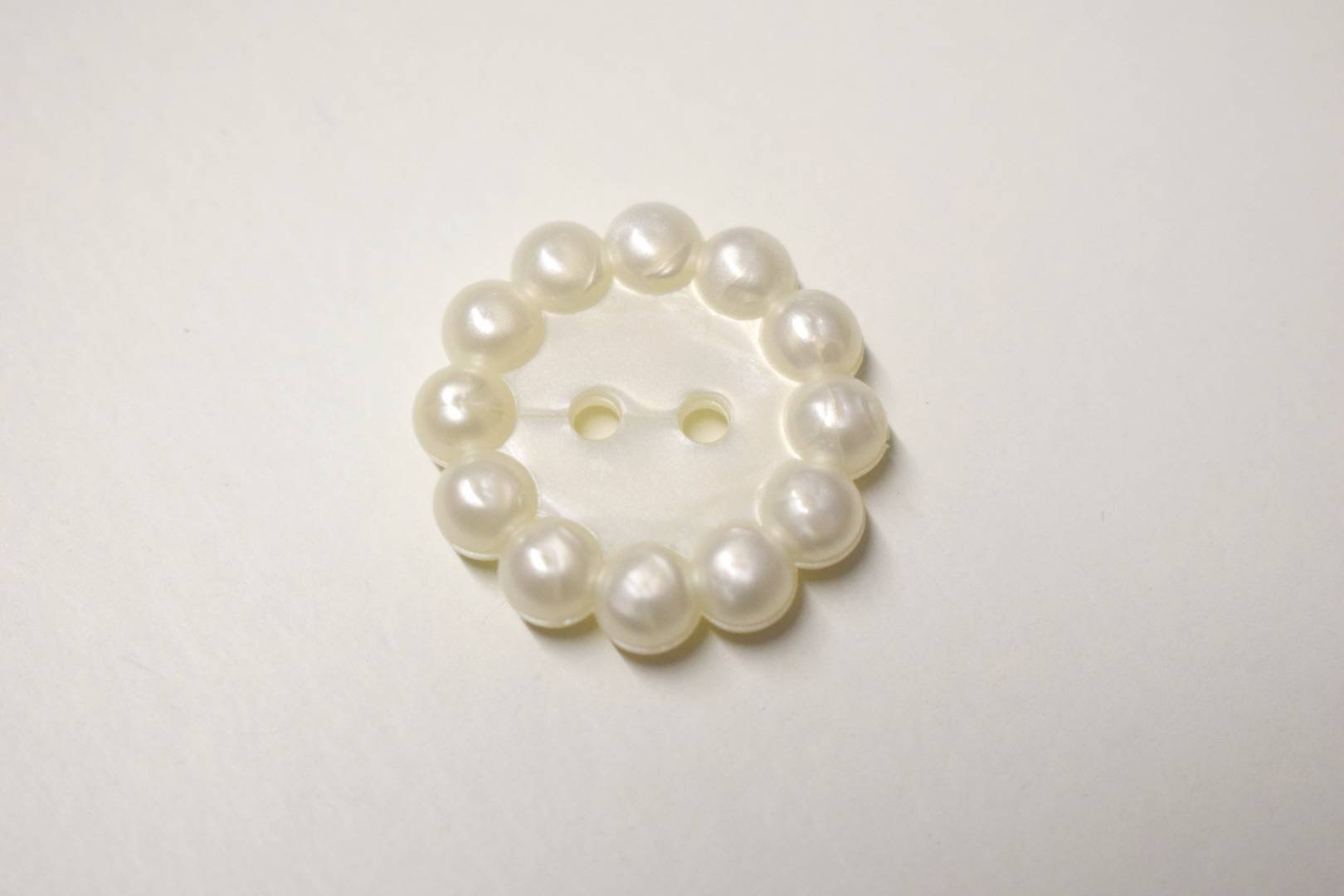 B975pe Flower Bubble Edge Pearl Plastic Italian Buttons 18mm