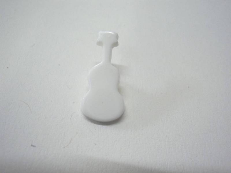 G313 Guitar Shanked Italian Baby Novelty Buttons 23mm