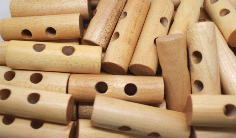 W117 Cylinder Tube Beech Wood Toggles 15mm