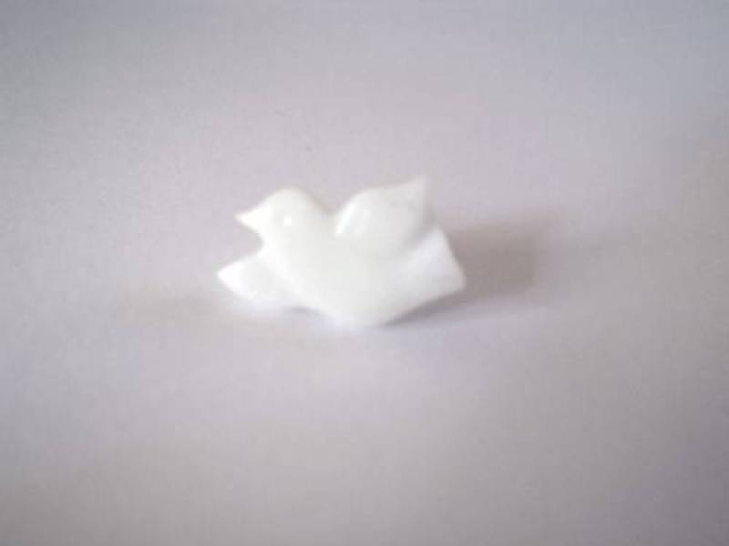 C1108 Bird Shanked Italian Baby Buttons 18mm