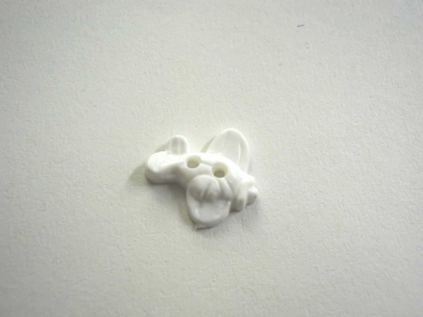 F363 Plane Plastic Italian Buttons 18mm