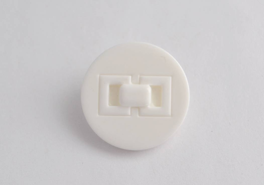 LB6919 Large Chain Design Plastic Italian Buttons 25mm