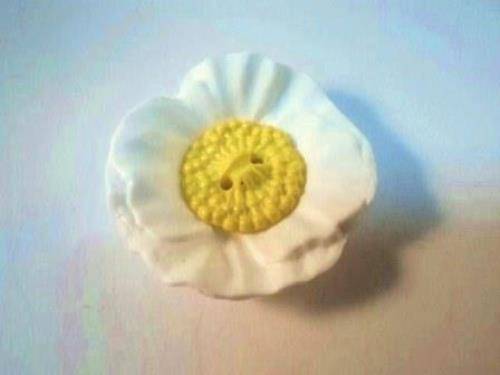LB5646 Large Tulip Flower Shaped Plastic Italian Buttons 40mm