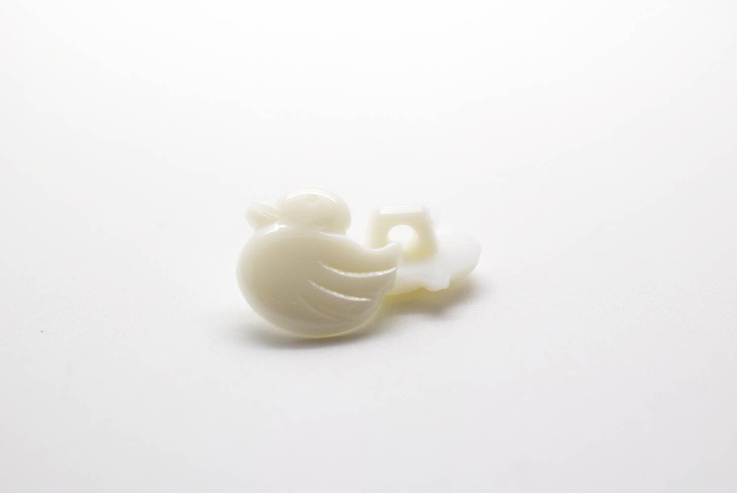 C2183 Duck Shanked Italian Baby Italian Buttons 15mm