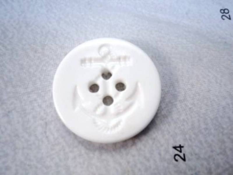 B386 Flat Anchor Colored Shiny Plastic Italian Buttons 28mm