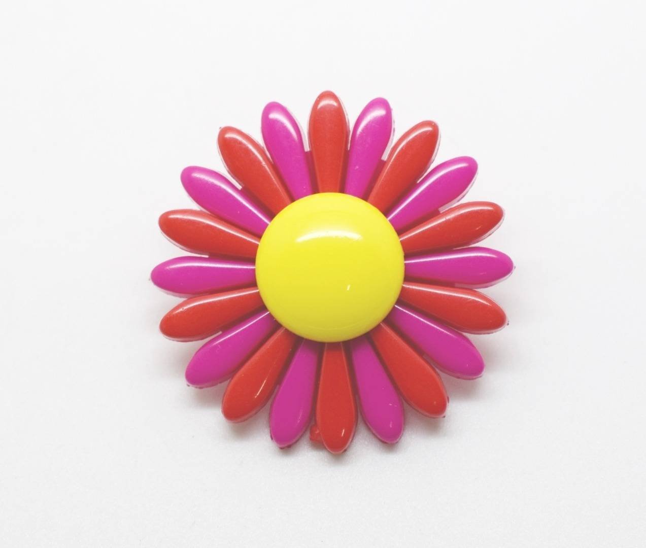 LB5689 - Plastic - 30mm - Cerise-Red