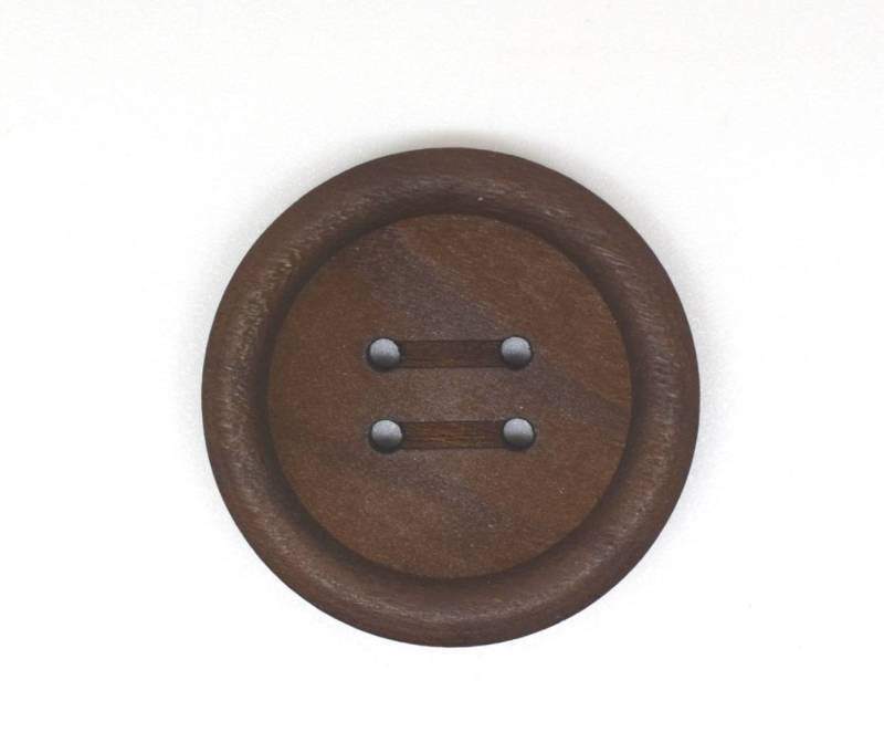 P679 Special Colour & Design Wooden Italian Buttons