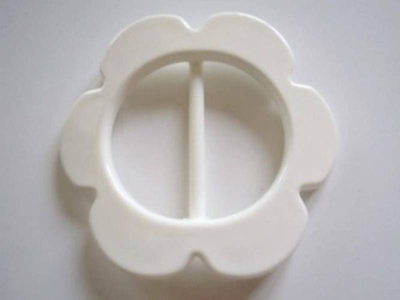FB229 Large Special Flower Slider Plastic Buckle 40mm BAR