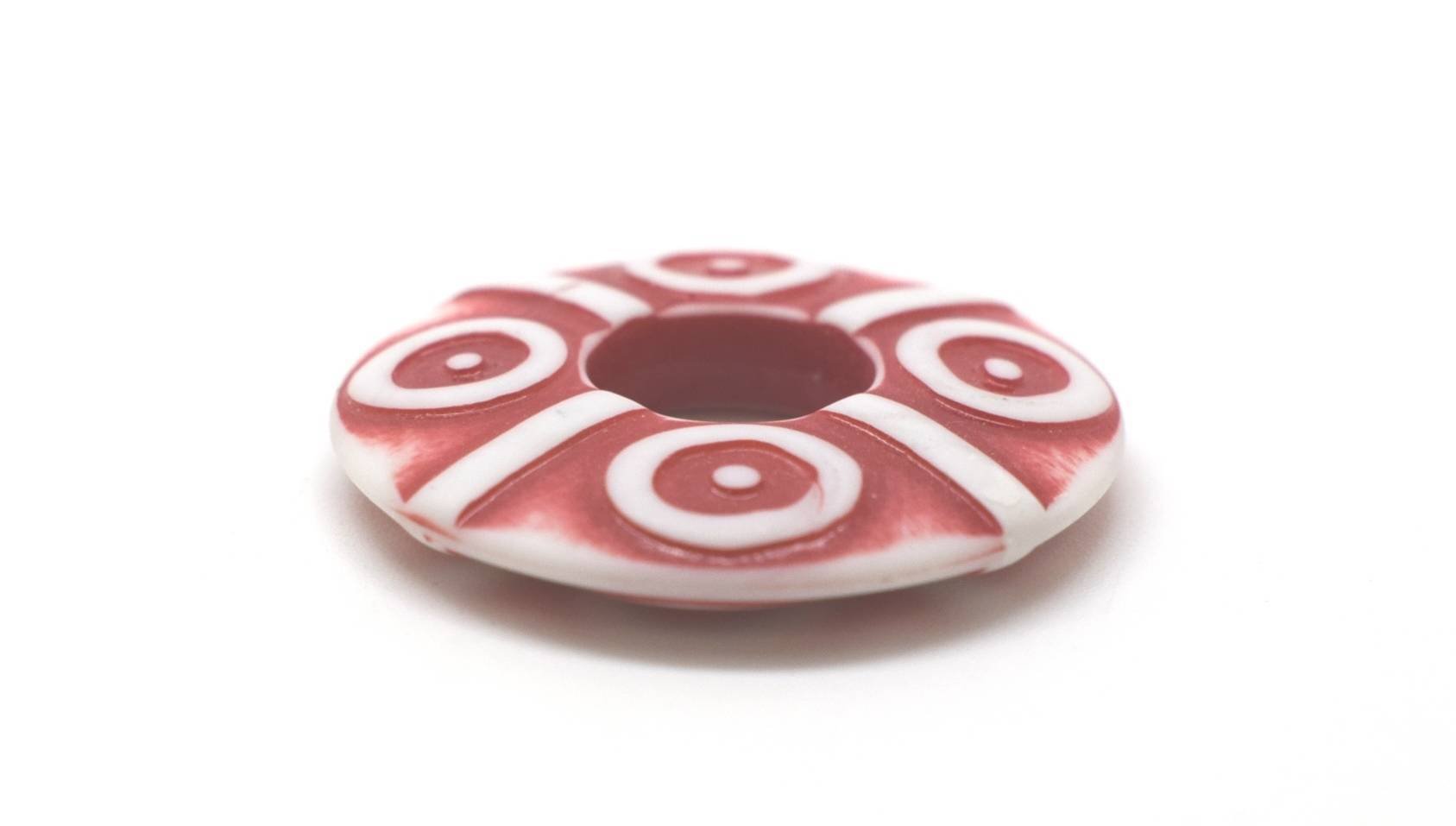 FB123 - Plastic - 27mm - Red
