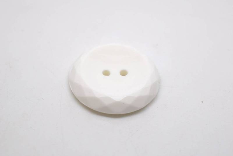 B943 Special Diamond Shaped Edge Acrylic Italian Buttons 18mm
