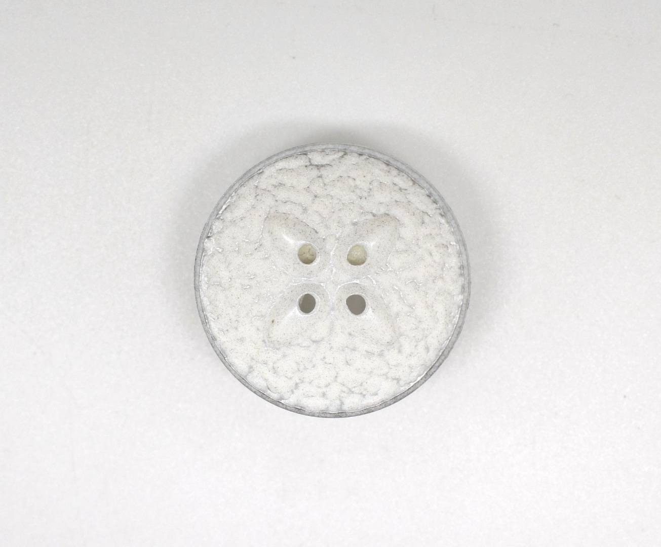 B1250 Large Special Pearlescent Colour Effect Italian Buttons 23mm
