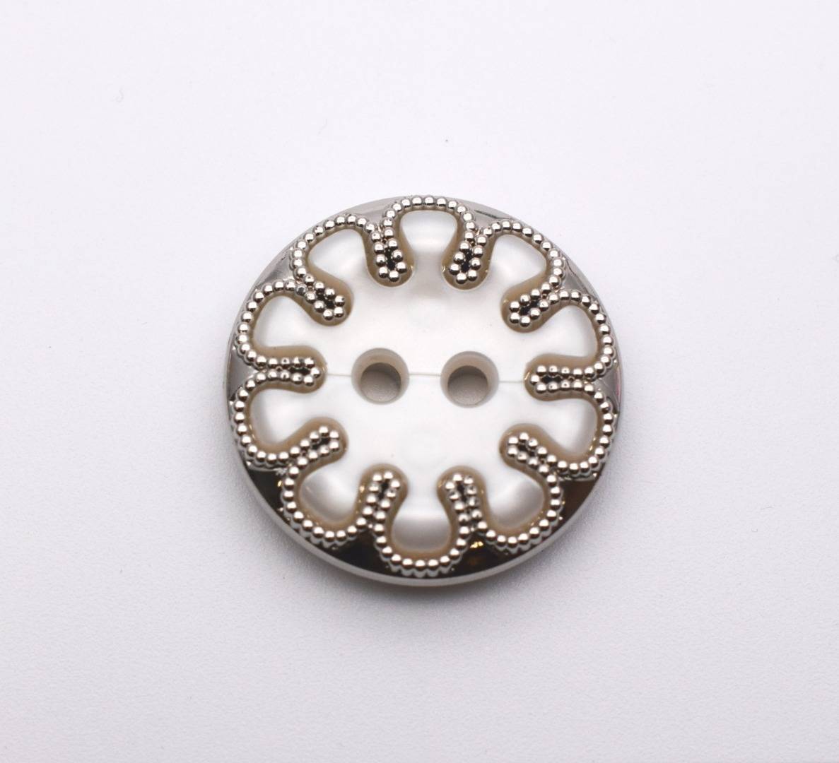 C3138 Flower Pearl Shaped Chrome Italian Buttons 23mm