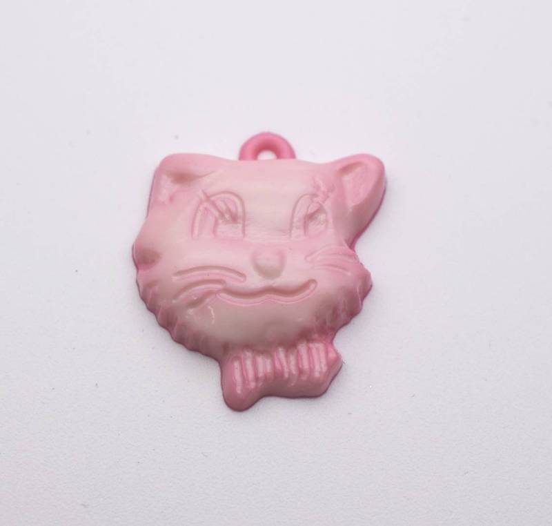 FB348 Cat Face Italian Plastic Beads 26mm