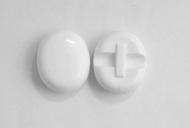 B1088 Candies Oval Coloured Plastic Italian Buttons