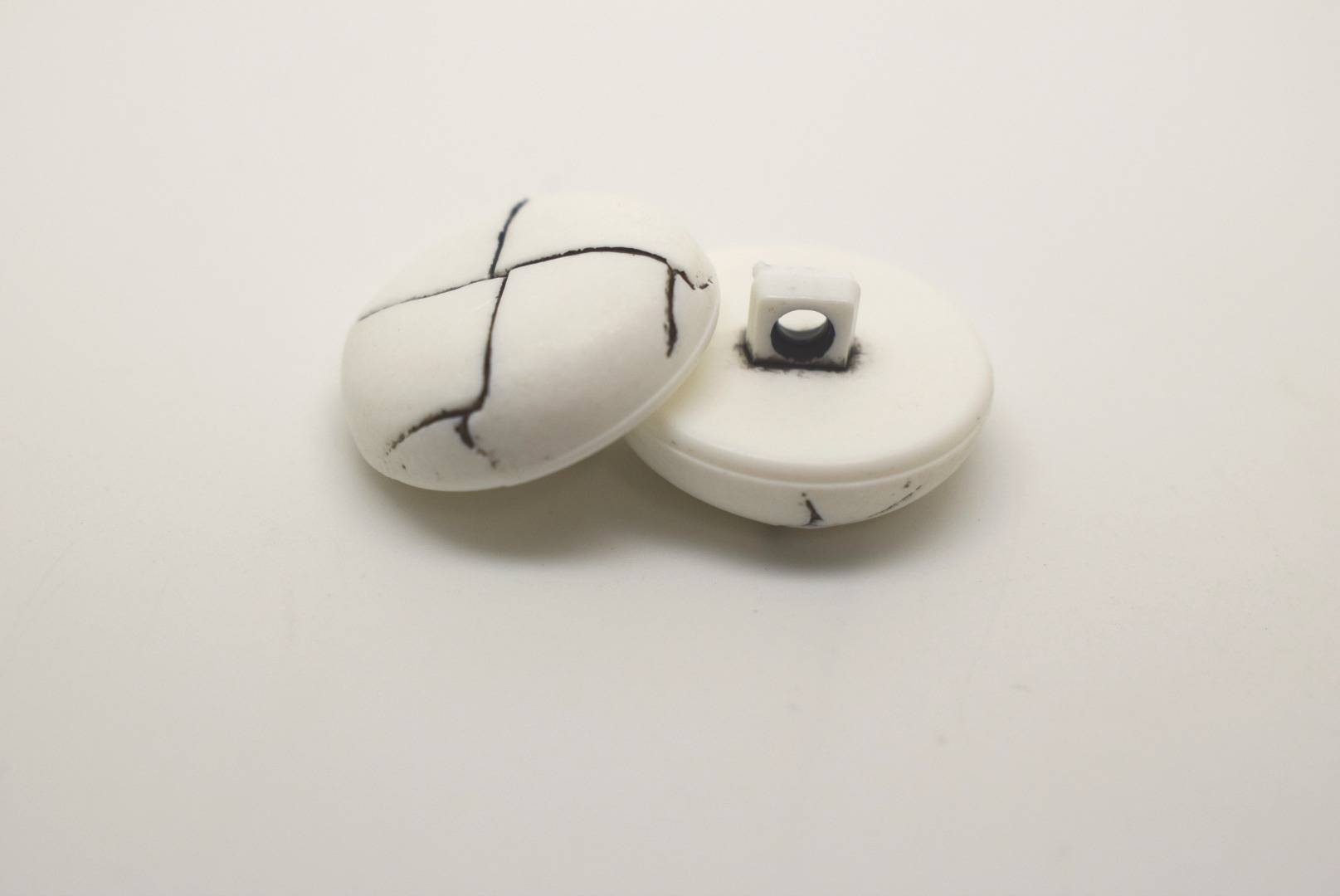 B1163 Football Plastic Italian Buttons 15mm